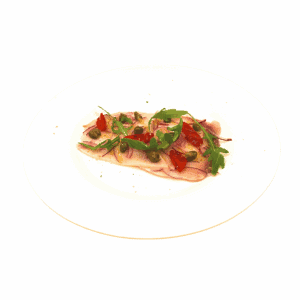 Pesce spada marinato con cipolla rossa, pomodori arrosto e insalata di rucola